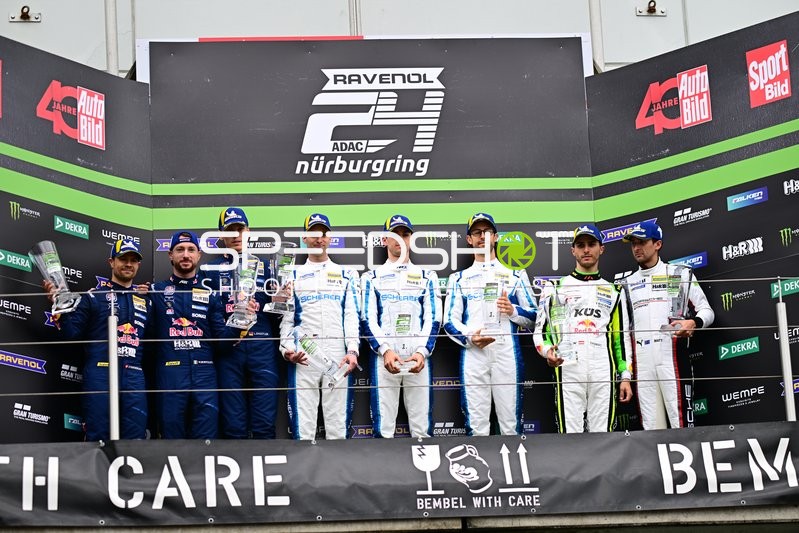 Podium beim ADAC RAVENOL 24h Nürburgring Qualifiers