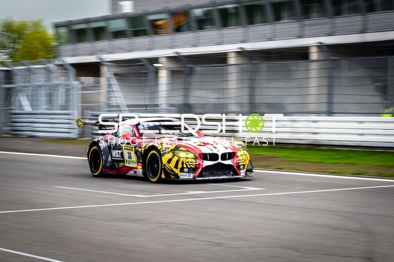 Boxenstopp beim ADAC RAVENOL 24h Nürburgring Qualifiers