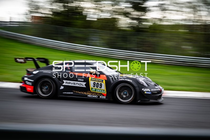 Schnelle Runde beim ADAC RAVENOL 24h Nürburgring Qualifiers
