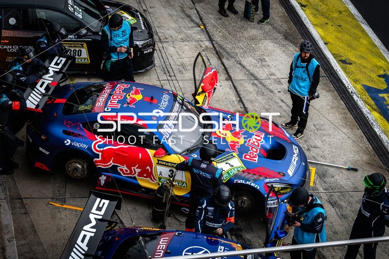Boxenstopp beim ADAC RAVENOL 24h Nürburgring Qualifiers