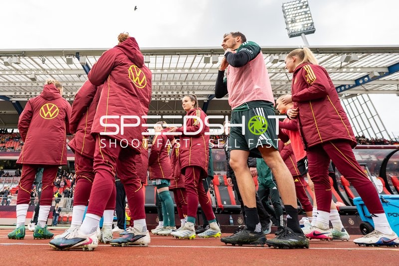 Spielerinnen in Vorbereitung