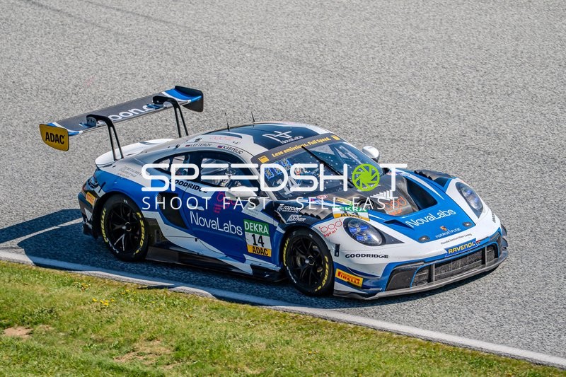 Rennwagen von Razoon - more than Racing am Red-Bull Ring