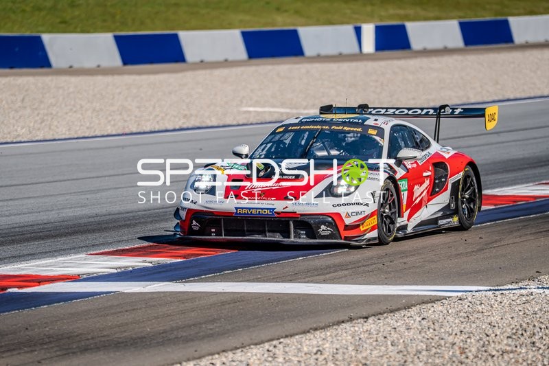 Rennwagen von Razoon am Red-Bull Ring