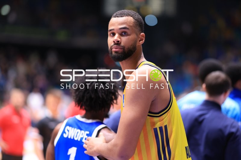 Spieler Norris Agbakoko (17; Alba Berlin) in der Süwag Arena