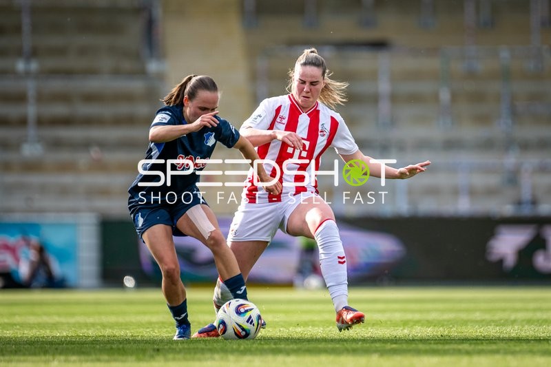 Zweikampf um den Ball