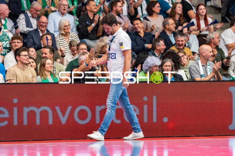 Handball, Bundesliga, Saison 25/26, Spieltag 29, Göppingen (grün), Löwen (blau-gelb), Ben Matschke (Göppingen)