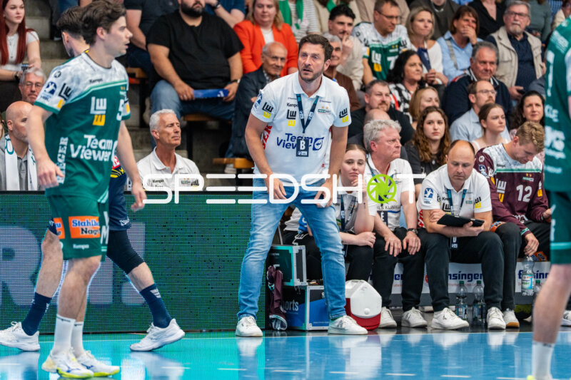 Handball, Bundesliga, Saison 25/26, Spieltag 29, Göppingen (grün), Löwen (blau-gelb), Ben Matschke (Göppingen)