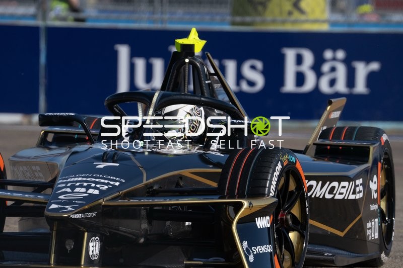 Spannende Formel E Aktion am Flughafen Tempelhof