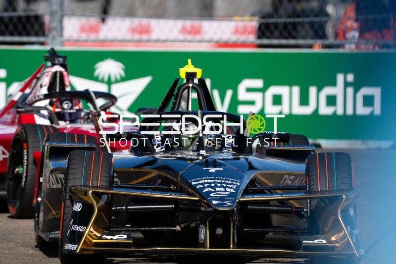 Spannende Formel E Rennen am Flughafen Tempelhof
