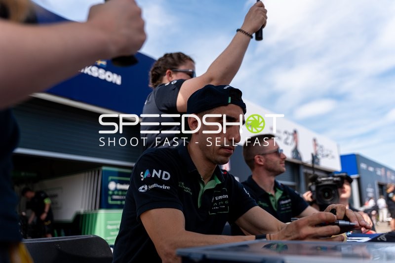 Fahrzeugvorbereitung beim Hankook Berlin E-Prix