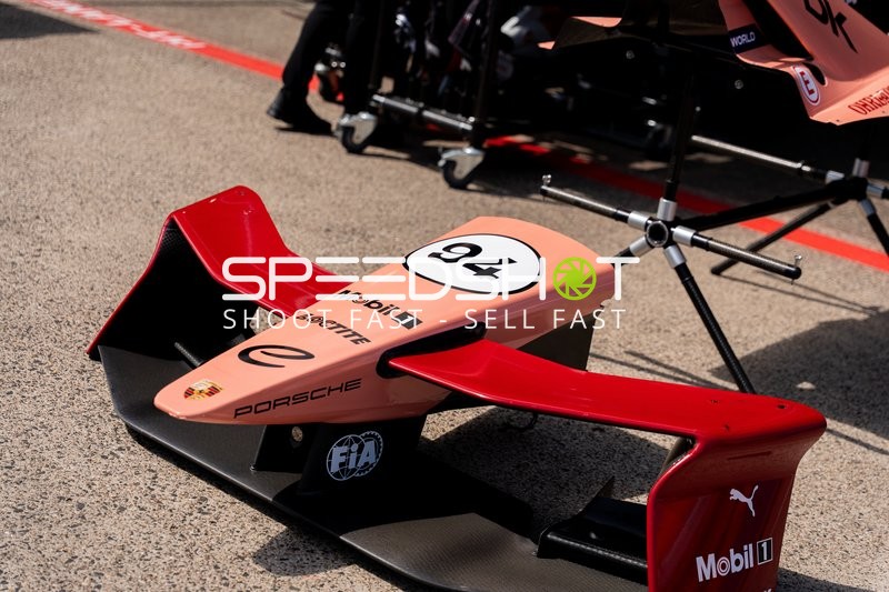 Boxenstopp beim Hankook Berlin E-Prix