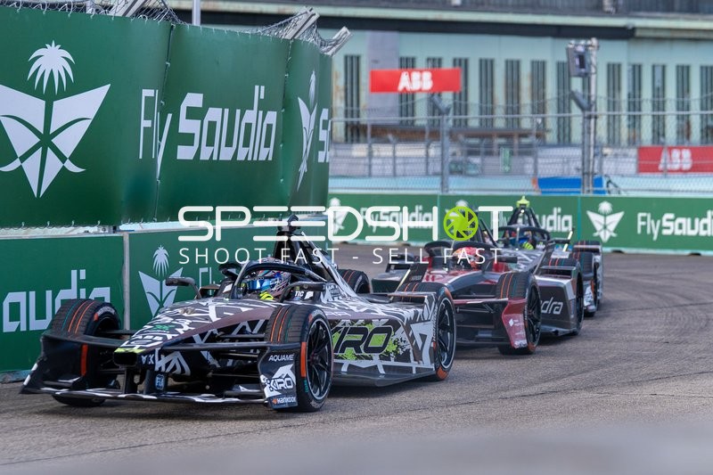 Spannende Formel E Rennen am Flughafen Tempelhof