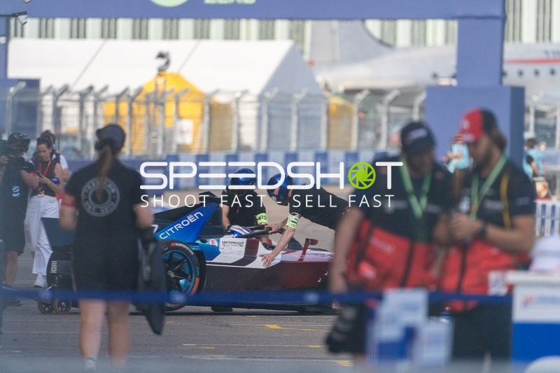 Boxenstopp beim Hankook Berlin E-Prix