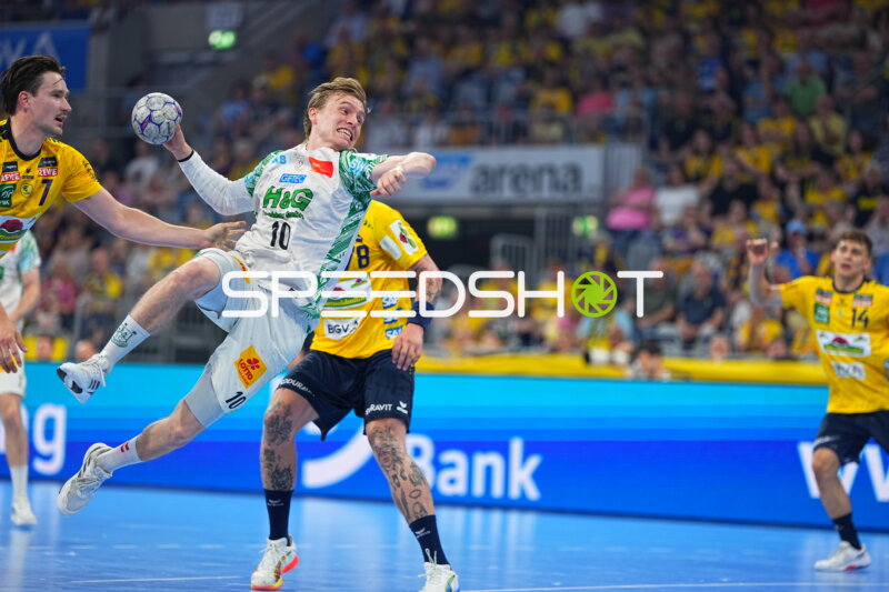 Gisli Thorgeir Kristjansson (#10, SC Magdeburg) mit Sprungwurf in der SAP Arena
