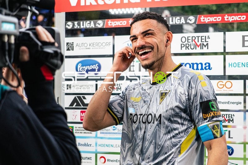 Interview im Sportpark Höhenberg