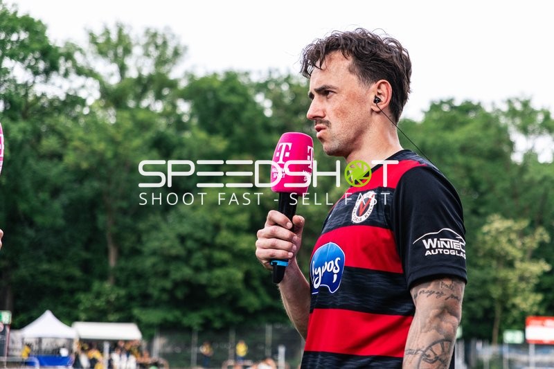 Interview im Sportpark Höhenberg