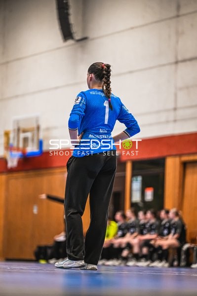 Szene mit Anna Noe (1; HSG Stuttgart/Metzingen)