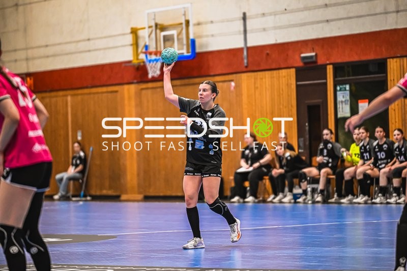 Szene mit Leni Bender (21; HSG Bensheim/Auerbach U19) und Leana Heim (24; HSG Stuttgart/Metzingen)