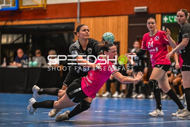 Szene mit Leana Heim (24; HSG Stuttgart/Metzingen) und 25; HSG Bensheim/Auerbach U19
