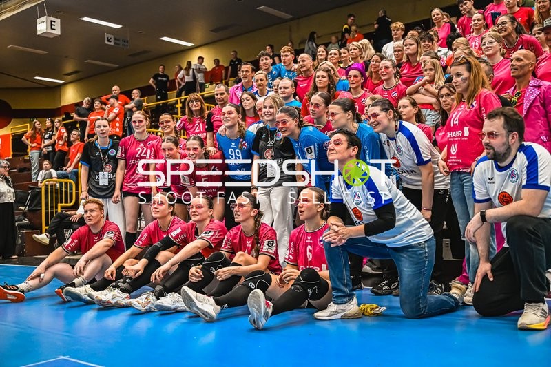 Szene mit Spielern in der Weststadthalle