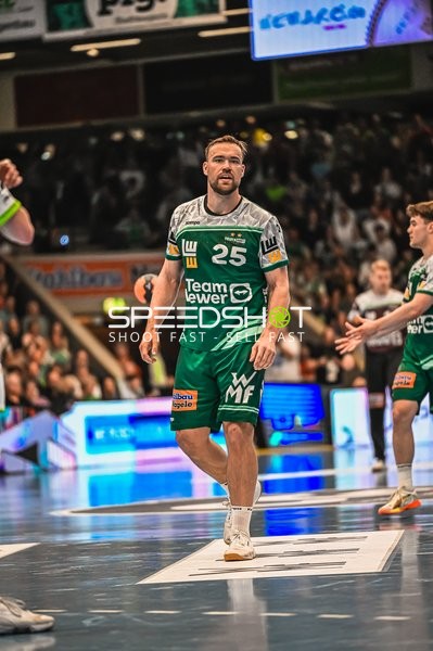 Szene mit Justin Müller (25; HSG Wetzlar) und 40; HSG Wetzlar