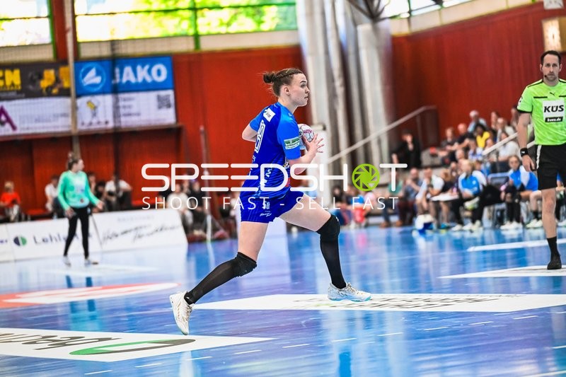 Szene mit Lilli Holste (58; Sport-Union Neckarsulm) in Ballei