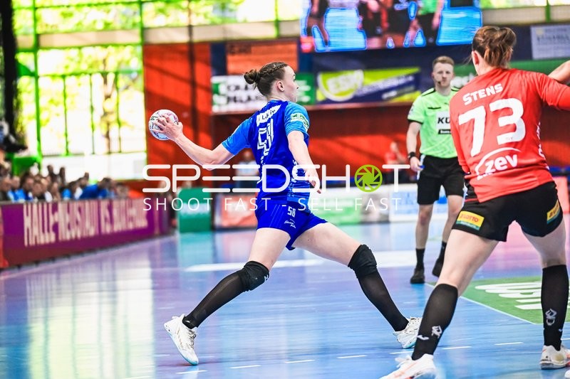 Szene mit Lilli Holste (58; Sport-Union Neckarsulm) und Zoe Stens (73; BSV Sachsen Zwickau)
