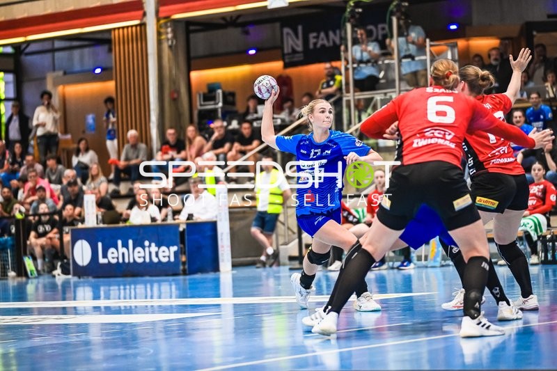 Szene mit Lynn Holtman (17; Sport-Union Neckarsulm) und Gegnerin
