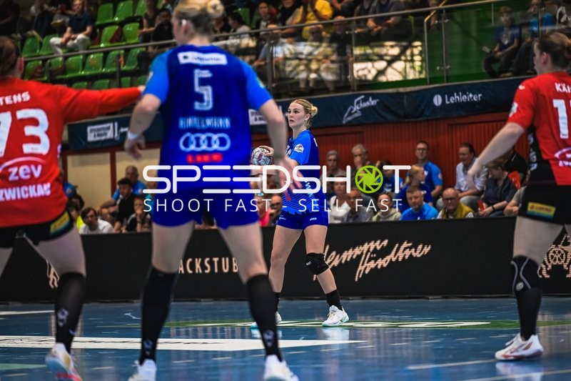 Szene mit Lynn Holtman (17; Sport-Union Neckarsulm)
