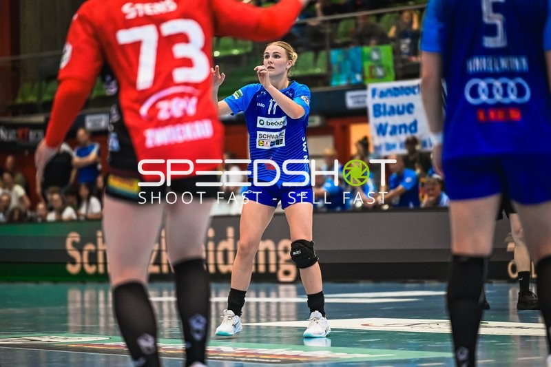 Szene mit Lynn Holtman (17; Sport-Union Neckarsulm) in Aktion