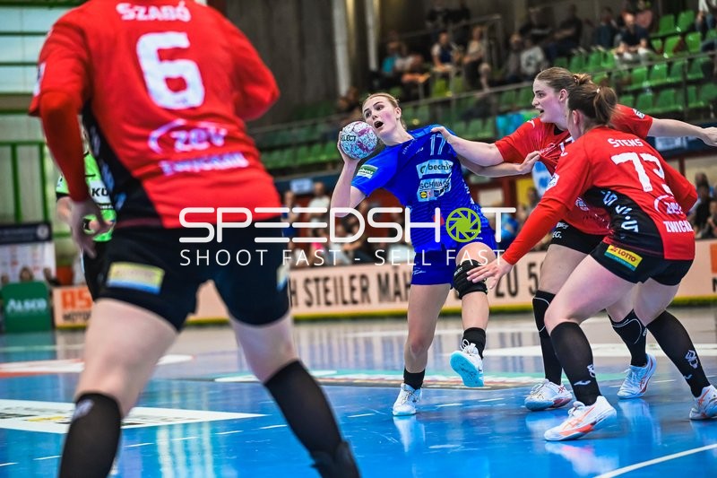 Szene mit Lynn Holtman (17; Sport-Union Neckarsulm) und Zoe Stens (73; BSV Sachsen Zwickau)