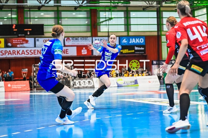 Szene mit Iva van der Linden (19; Sport-Union Neckarsulm) in der Ballei