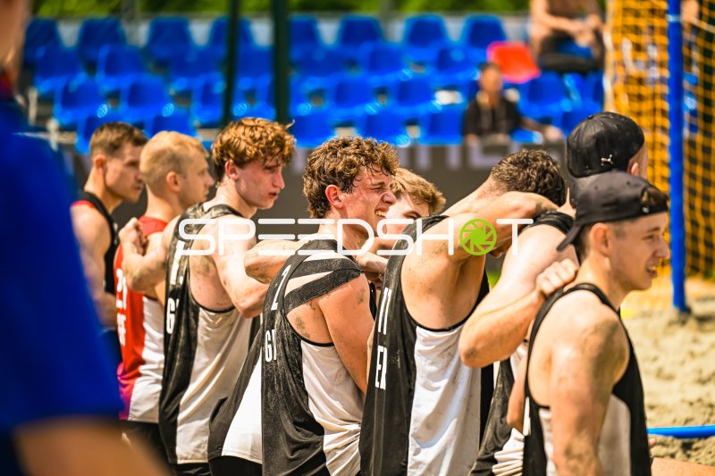 Deutschland Beachhandball Nationalmannschaft nach dem Spiel am Jarun See