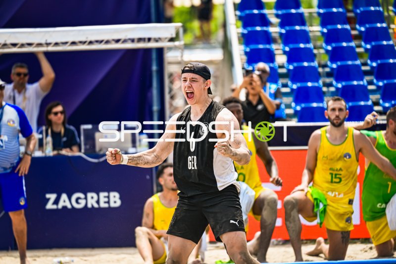 Lars Zelser (#6; Deutschland Beachhandball) jubelt beim Turnier in Zagreb