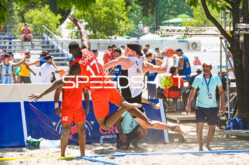 Deutschland Beachhandball: Wurf im Zweikampf gegen Oman beim World Championship