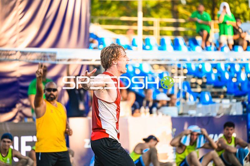 Severin Henrich (#13, Deutschland) jubelt beim IHF Beach Handball World Championship 2026
