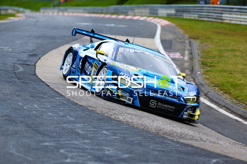 Audi R8 LMS GT3 #16 von Scherer Sport PHX in der Kurve