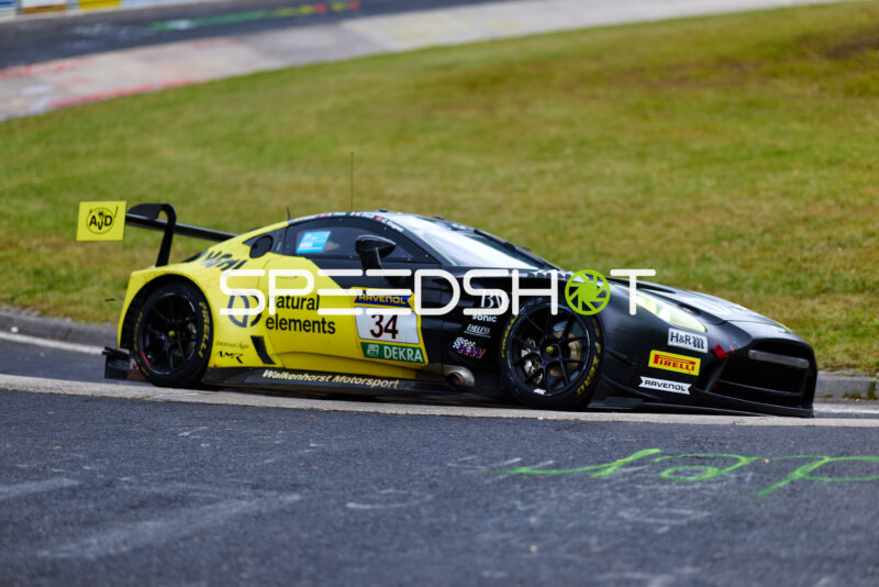 Aston Martin #34 von natural elements by Walkenhorst Motorsport auf der Nordschleife