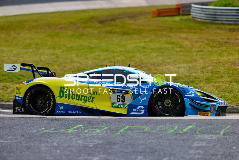 McLaren GT3 #69 von Doerr Motorsport auf dem Nürburgring