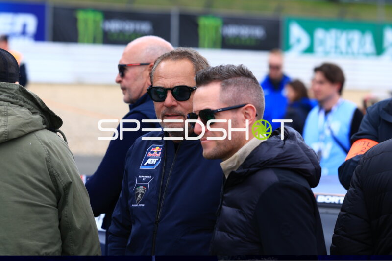 Red Bull ABT Team-Vertreter beim 24h Nürburgring 2026