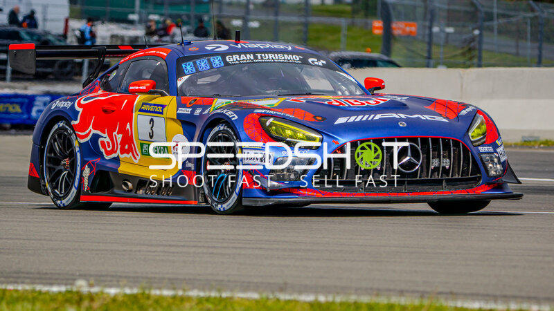 Mercedes-AMG GT3 #3 von Verstappen Racing auf dem Nürburgring