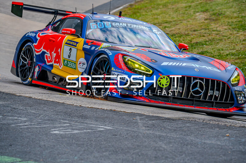 Mercedes-AMG GT3 #3 von Verstappen Racing auf dem Nürburgring