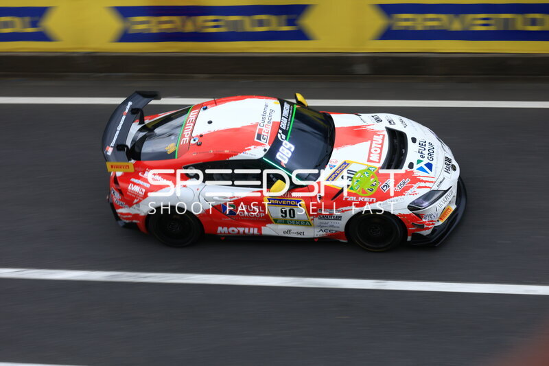 Ferrari GT3 #90 von Toyota Racing United auf dem Nürburgring