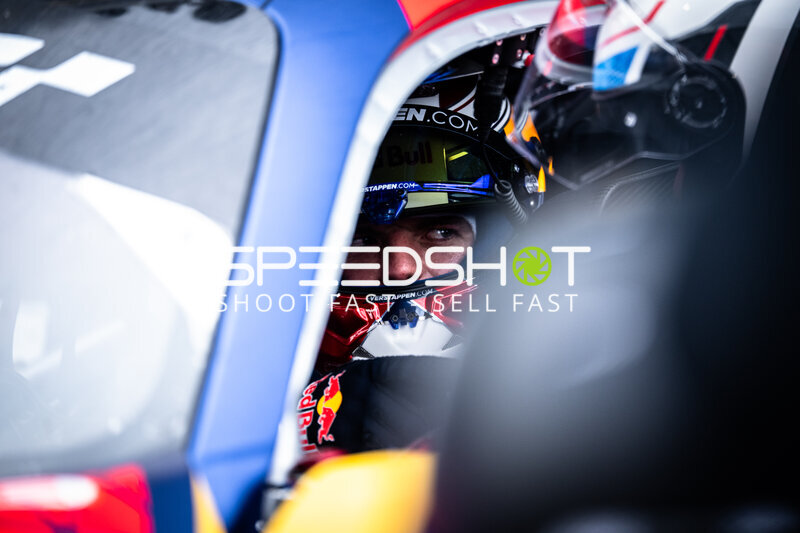 Max Verstappen im Cockpit beim 24h Nürburgring 2026
