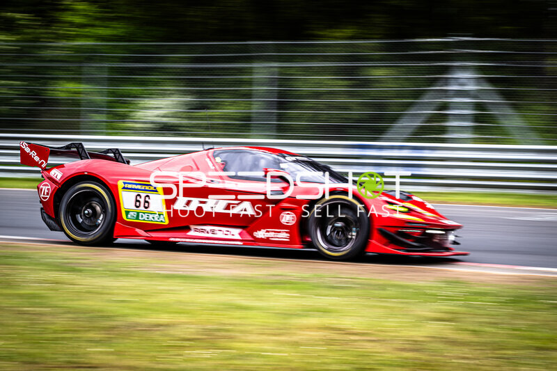 ORCA #66 von Reiter Engineering in voller Fahrt auf dem Nürburgring
