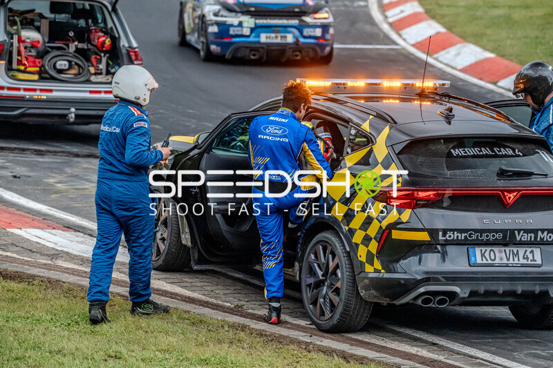 Medical Car 4 im Einsatz auf der Nürburgring Nordschleife