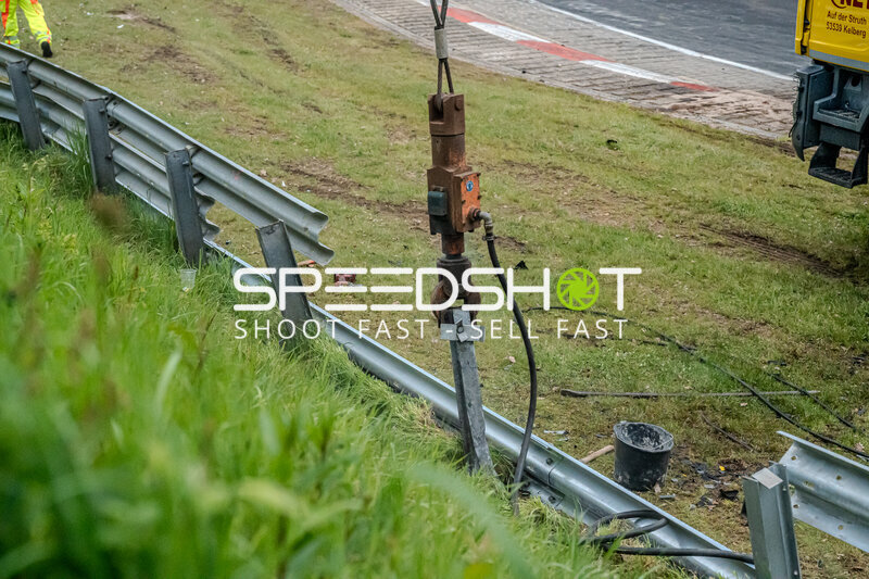 Leitplankenreparatur an der Nürburgring-Nordschleife