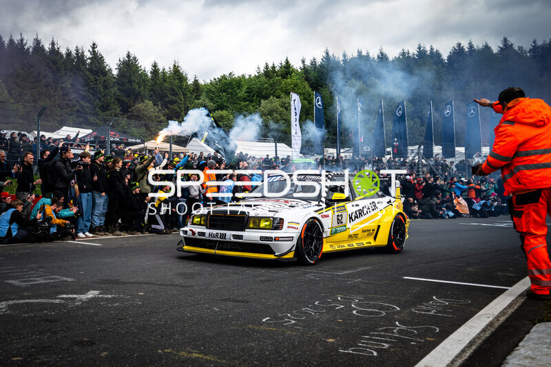 Kärcher #62 begeistert die Fans beim 24h Nürburgring 2026