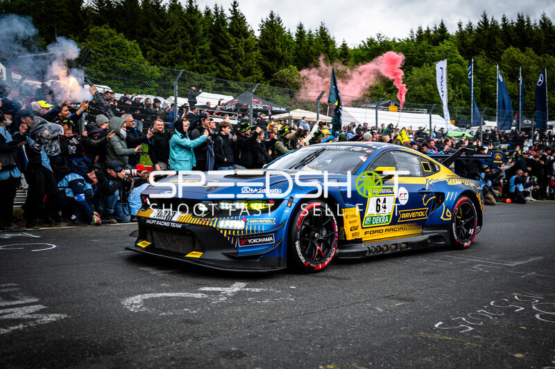 Ford Mustang GT3 #64 von HRT Ford Racing auf der Nordschleife