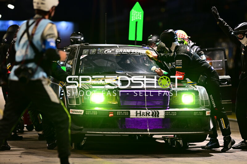 Nächtlicher Boxenstopp beim 24h Nürburgring – Hofor Racing #189